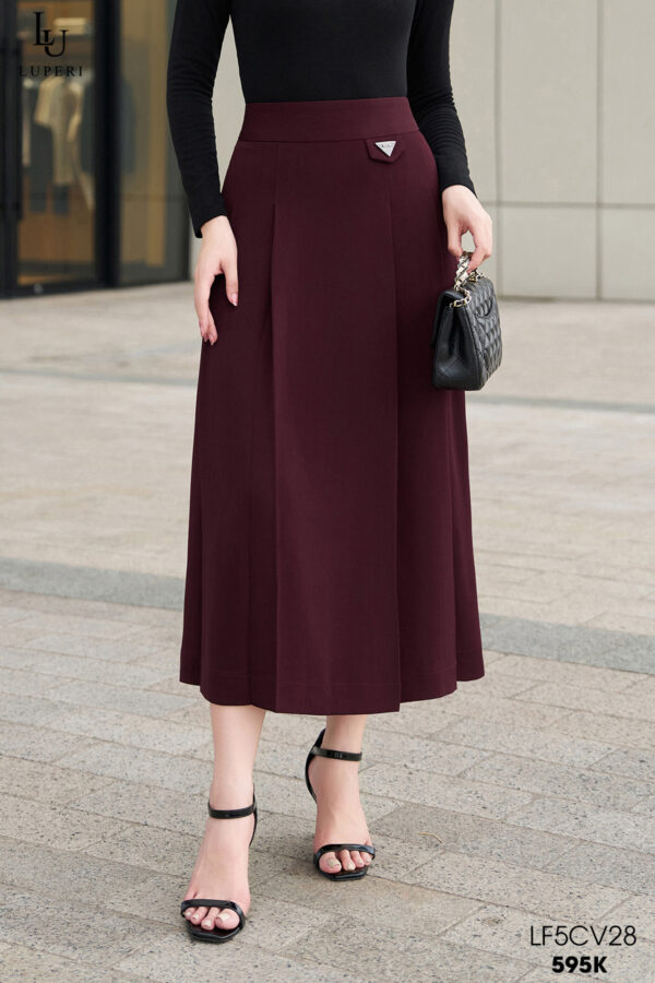 Chân váy midi ly súp LF5CV28 đính phụ kiện tôn dáng thanh lịch